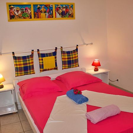 Domaine Macabou Apartment Ле Вауклин Екстериор снимка